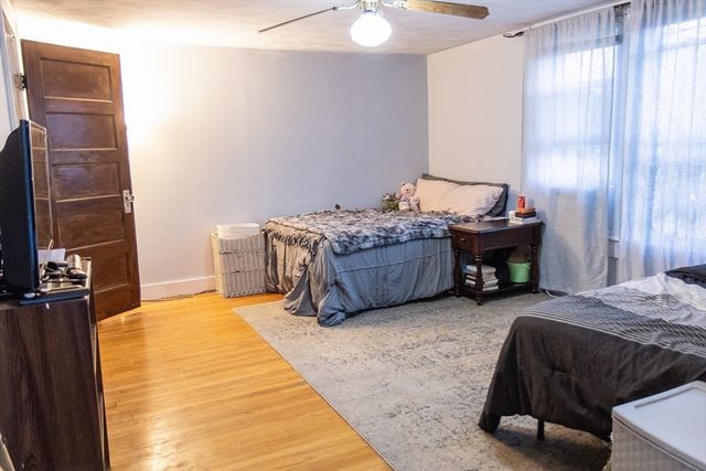 74 Gates Ave, East Longmeadow, MA 01028