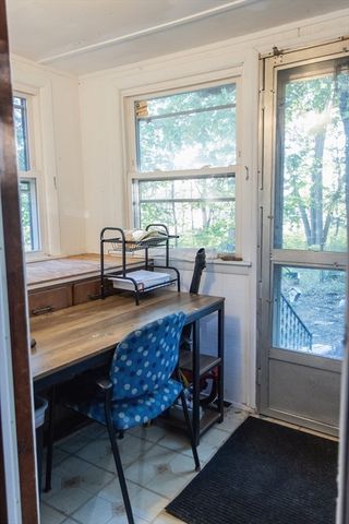 74 Gates Ave, East Longmeadow, MA 01028