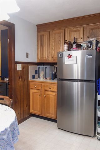74 Gates Ave, East Longmeadow, MA 01028
