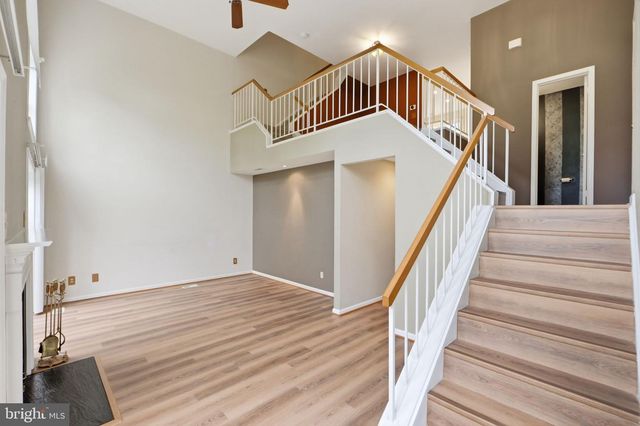 8715 DELCRIS DR, Montgomery Village, MD 20886