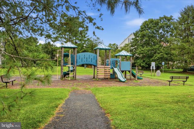 8715 DELCRIS DR, Montgomery Village, MD 20886