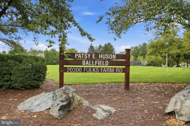 8715 DELCRIS DR, Montgomery Village, MD 20886