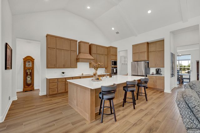 10696 Chestnut Warbler, New Braunfels, TX 78132