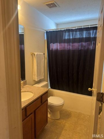 51838 Melwood Court, South Bend, IN 46628