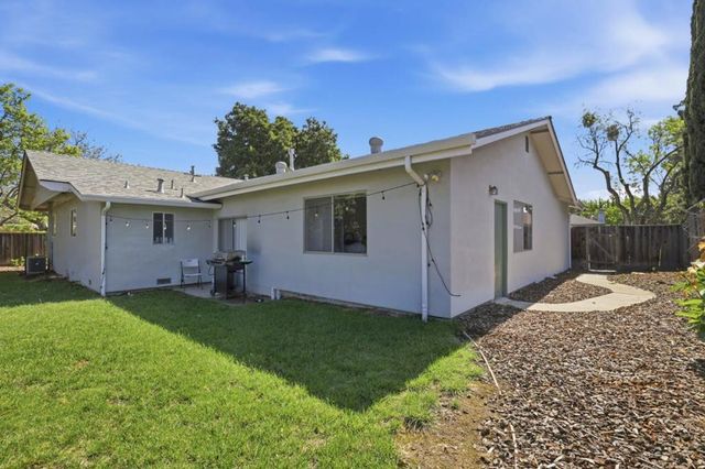 13345 Ronnie Way, Saratoga, CA 95070