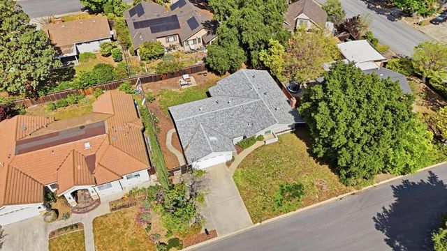 13345 Ronnie Way, Saratoga, CA 95070