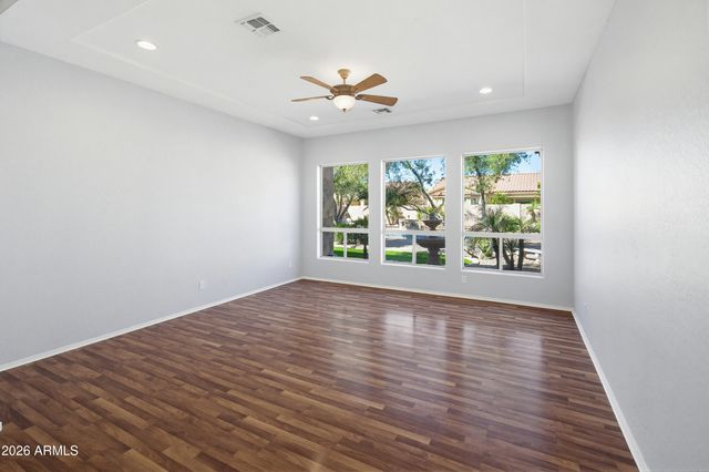 2406 E GLACIER Place, Chandler, AZ 85249