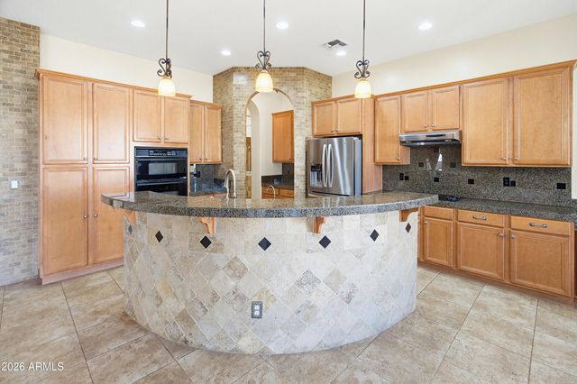 2406 E GLACIER Place, Chandler, AZ 85249