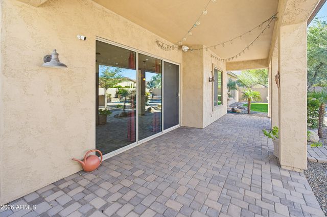 2406 E GLACIER Place, Chandler, AZ 85249