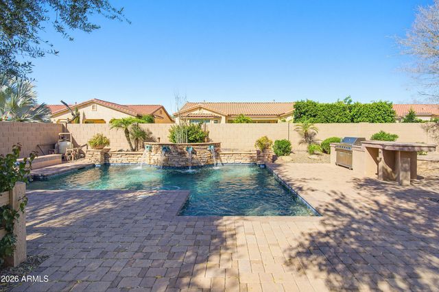 2406 E GLACIER Place, Chandler, AZ 85249