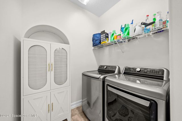 8112 Strom Park Drive, Melbourne, FL 32940