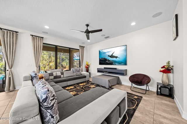 8112 Strom Park Drive, Melbourne, FL 32940