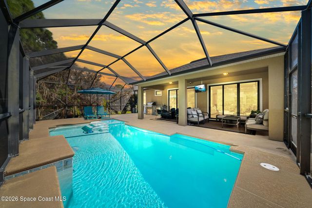 8112 Strom Park Drive, Melbourne, FL 32940