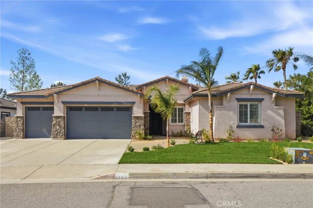 2943 W Meyers Road, San Bernardino, CA 92407