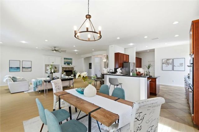 2943 W Meyers Road, San Bernardino, CA 92407