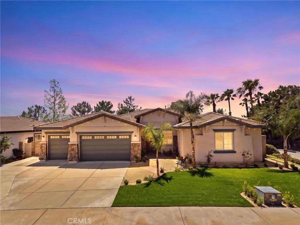 2943 W Meyers Road, San Bernardino, CA 92407