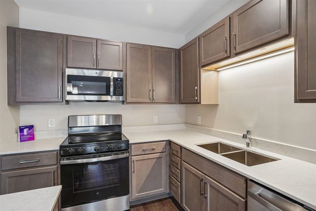 2645 Burton Road Unit: 3-2, Ann Arbor, MI 48104