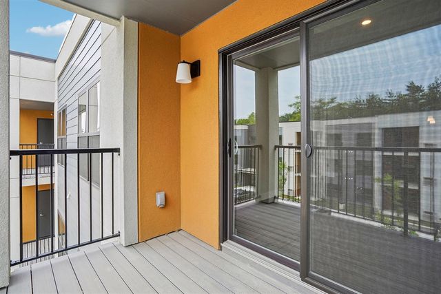 2645 Burton Road Unit: 3-2, Ann Arbor, MI 48104