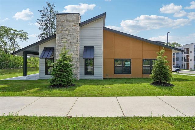 2645 Burton Road Unit: 3-2, Ann Arbor, MI 48104