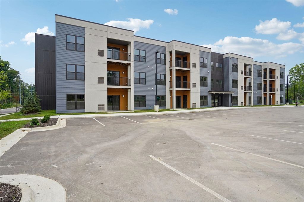 2645 Burton Road Unit: 3-2, Ann Arbor, MI 48104