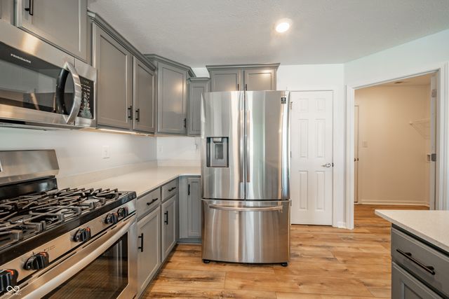 6578 Blackthorne Drive, Pendleton, IN 46064