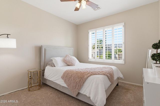 1310 W WINDSONG Drive, Phoenix, AZ 85045