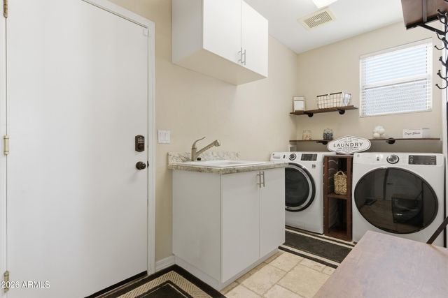 1310 W WINDSONG Drive, Phoenix, AZ 85045