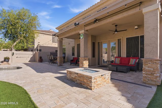 1310 W WINDSONG Drive, Phoenix, AZ 85045