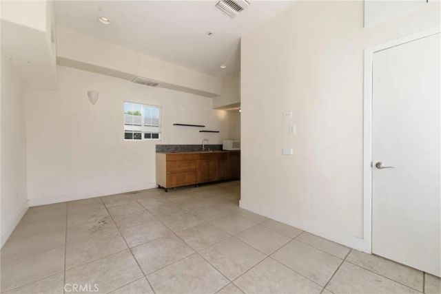 11117 Kling Street, West Toluca Lake, CA 91602