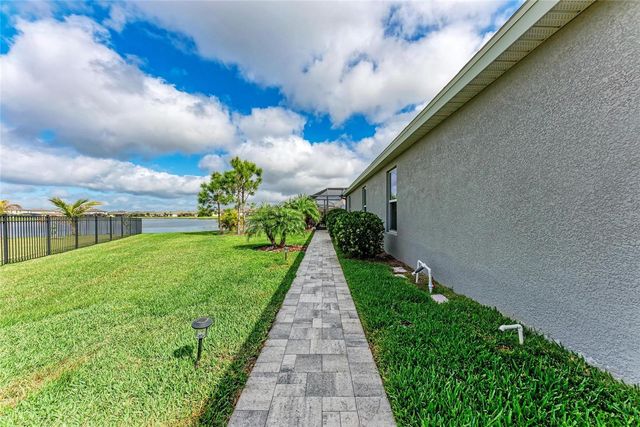 5811 CAMPINA PLACE, Palmetto, FL 34221