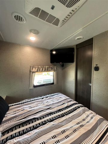 6551 SE 55th Ln, Okeechobee, FL 34974