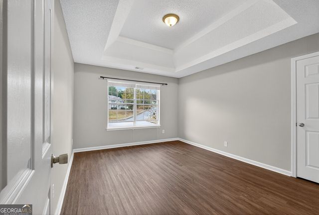 336 Riverview Court, Fairburn, GA 30213