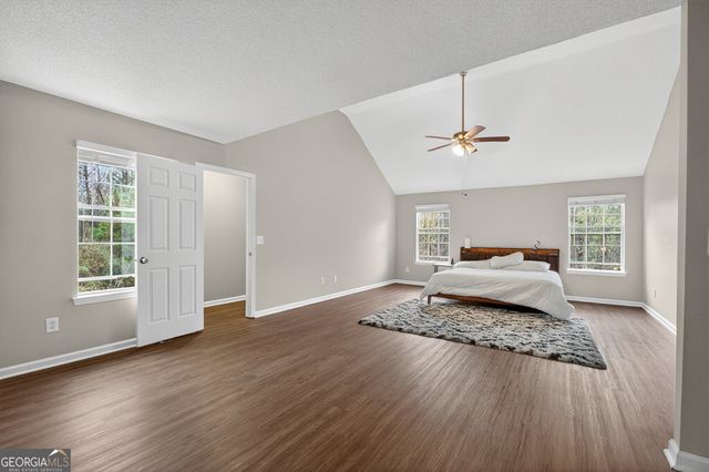 336 Riverview Court, Fairburn, GA 30213