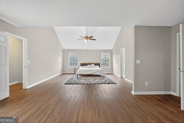 336 Riverview Court, Fairburn, GA 30213