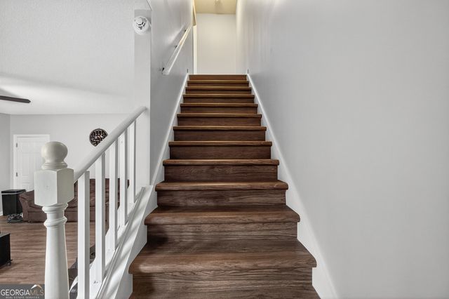 336 Riverview Court, Fairburn, GA 30213