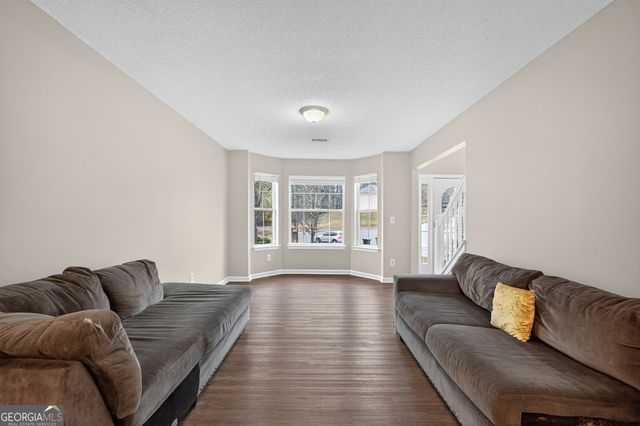 336 Riverview Court, Fairburn, GA 30213