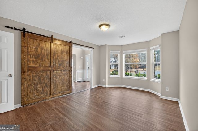 336 Riverview Court, Fairburn, GA 30213