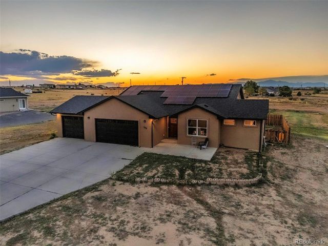 1879 E Jerrian Ln, Pueblo, CO 81007