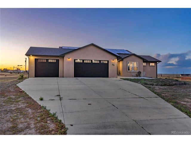 1879 E Jerrian Ln, Pueblo, CO 81007