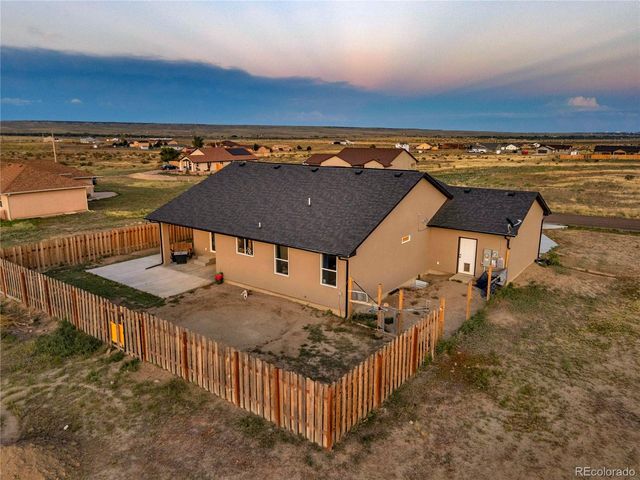 1879 E Jerrian Ln, Pueblo, CO 81007