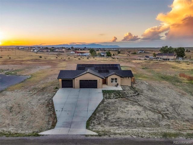 1879 E Jerrian Ln, Pueblo, CO 81007