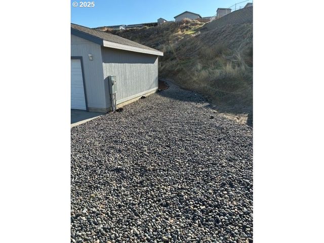 3108 Sw RIVER VIEW Dr, Pendleton, OR 97801