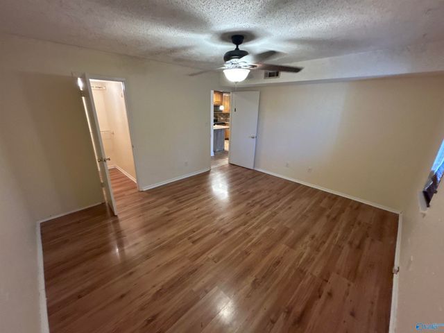 6620 Willow Pointe Drive A, Huntsville, AL 35806