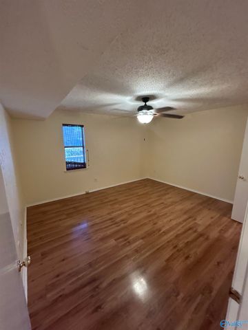 6620 Willow Pointe Drive A, Huntsville, AL 35806