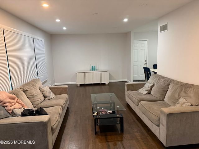 185 Norgrove Avenue, Long Branch, NJ 07740