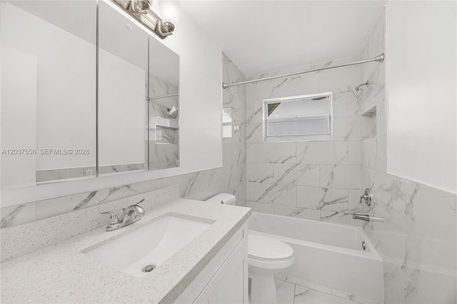 5141 Hollywood Blvd 206, Hollywood, FL 33021