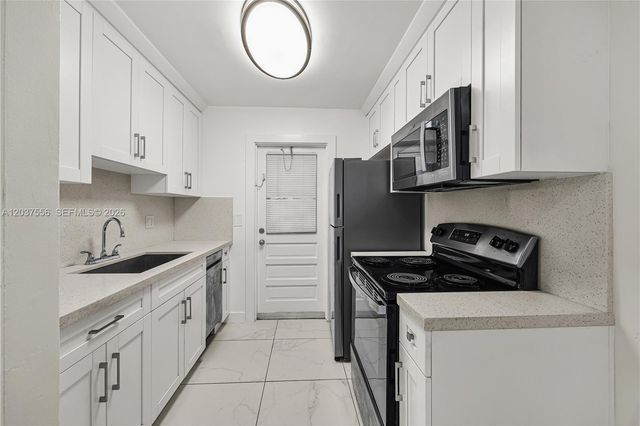 5141 Hollywood Blvd 206, Hollywood, FL 33021