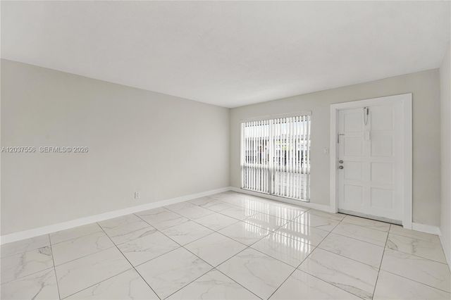 5141 Hollywood Blvd 206, Hollywood, FL 33021