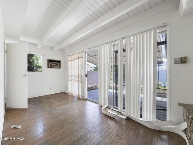 13500 Strathern Street, Panorama City, CA 91402