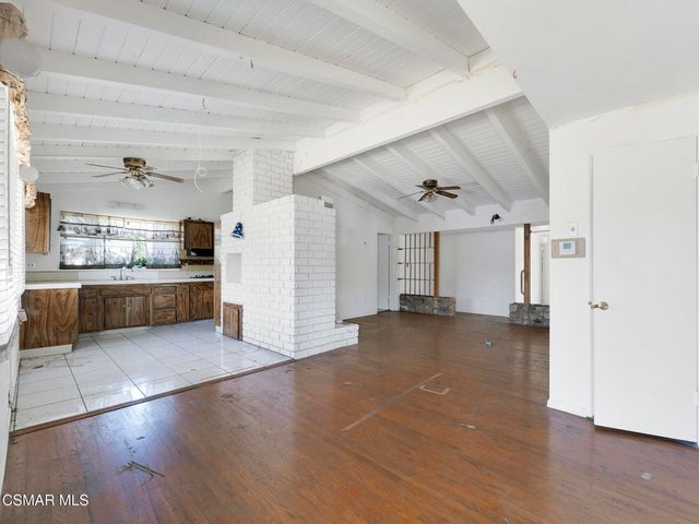 13500 Strathern Street, Panorama City, CA 91402